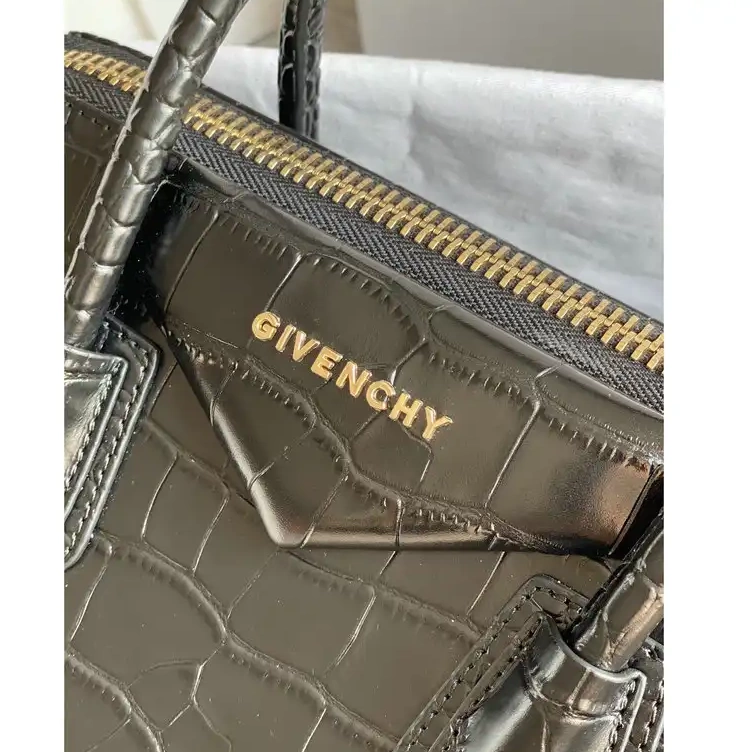 Brother sam 2203RF0014 Bag Givenchy 0810